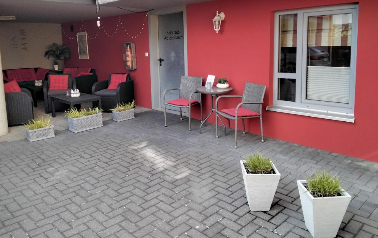 Hotel Am Weinbergschloss Waren  Bagian luar foto